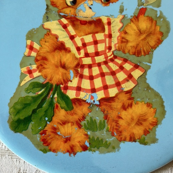 Vintage round Wheeling farmer teddy bear nursery rhyme trivet set, 1950s - Picture 8 of 11